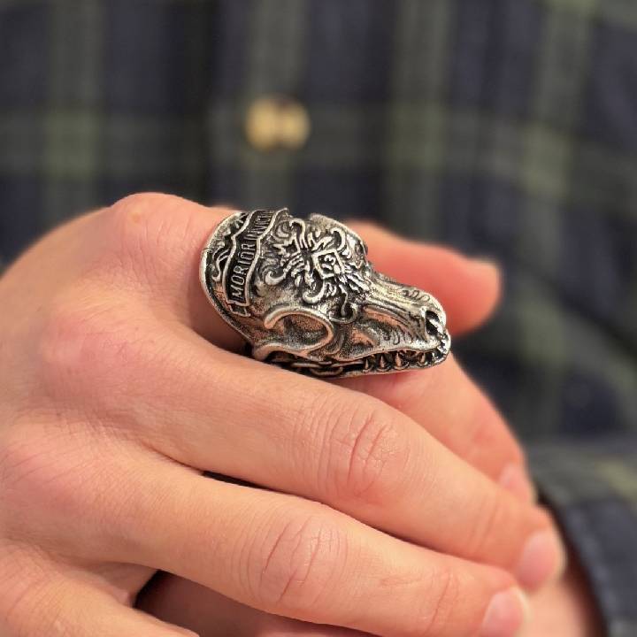 Outlaw Skull Ring