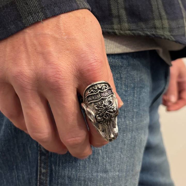 Outlaw Skull Ring