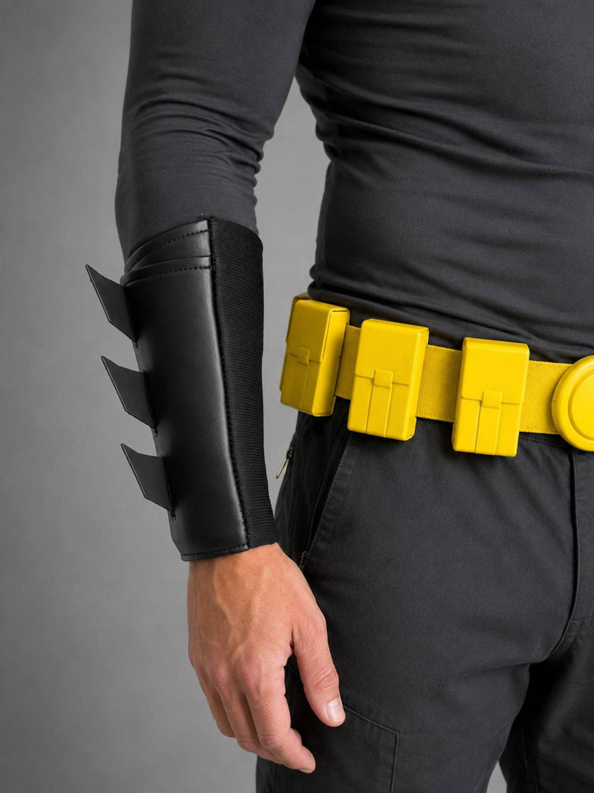 Vigilante Gauntlets with removable blades